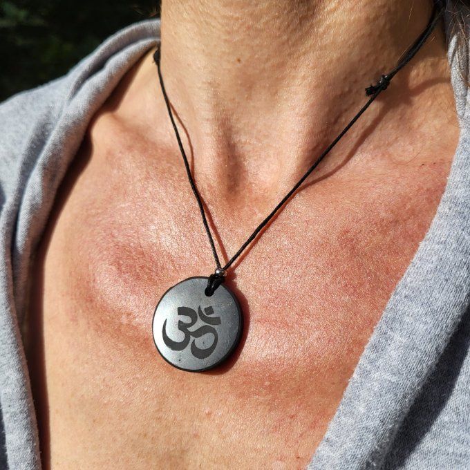 Pendentif rond en Shungite